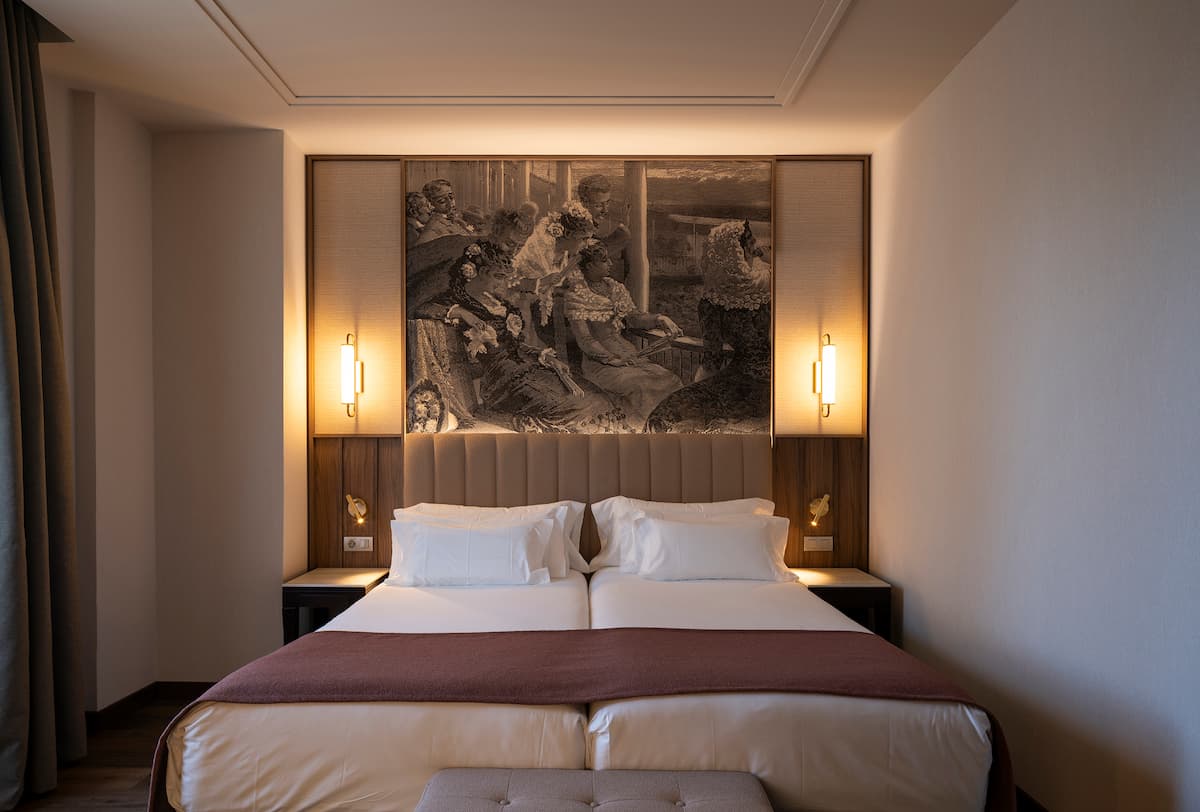 Reforma_habitaciones_detalle_cama_hotel_nh_collection_granada_victoria_vimarvi_grupo_the_hotel_up